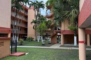 1910 W 56th St, Hialeah, FL 33012 - Photo 25