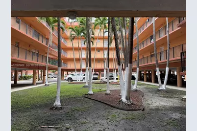 1910 W 56th St #3121B, Hialeah, FL 33012 - Photo 11