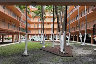 1910 W 56th St, Hialeah, FL 33012 - Photo 11
