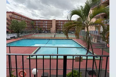 1910 W 56th St #3121B, Hialeah, FL 33012 - Photo 3