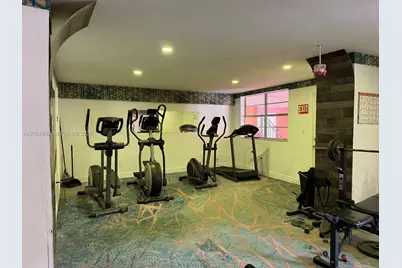 1910 W 56th St #3121B, Hialeah, FL 33012 - Photo 17