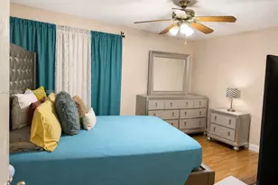 1910 W 56th St, Hialeah, FL 33012 - Photo 15