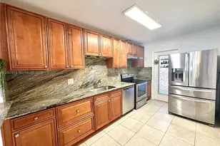 1001 Hillcrest Ct, Hollywood, FL 33021 - Photo 17