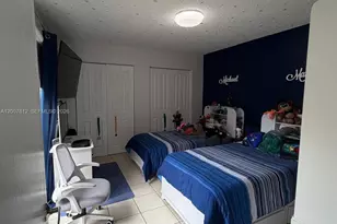 6580 W 24th Ct, Hialeah, FL 33016 - Photo 15