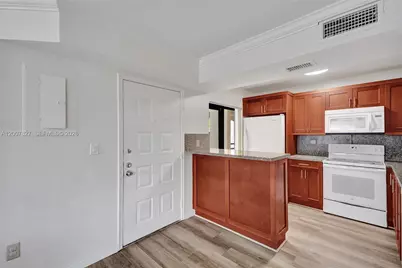 20025 NE 3rd Ct #8, Miami, FL 33179 - Photo 3
