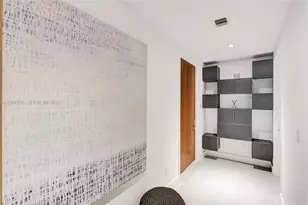 10201 Collins Ave, Bal Harbour, FL 33154 - Photo 23