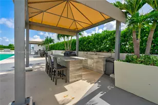 1871 NW S River Dr, Miami, FL 33125 - Photo 33
