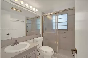 28 Islewood B, Deerfield Beach, FL 33442 - Photo 19