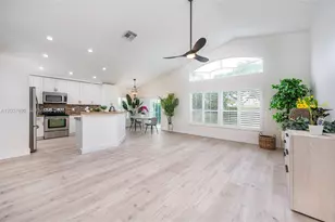 1381 NW 144th Ave, Pembroke Pines, FL 33028 - Photo 13