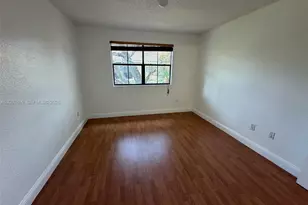 15570 SW 105th Ln, Miami, FL 33196 - Photo 13