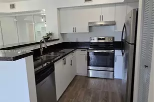 12136 St.Andrews Pl, Miramar, FL 33025 - Photo 7
