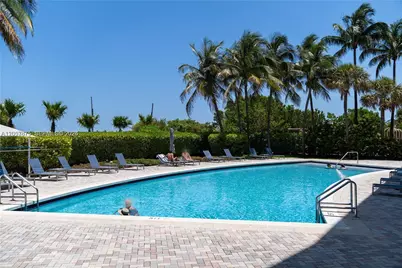 6515 Collins Ave #1609, Miami Beach, FL 33141 - Photo 35