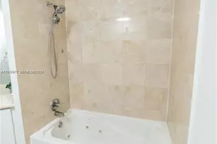 6515 Collins Ave, Miami Beach, FL 33141 - Photo 23