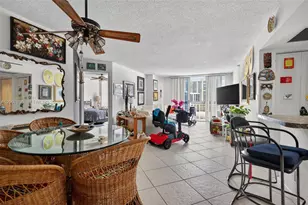 19195 NE 36th Ct, Aventura, FL 33180 - Photo 3