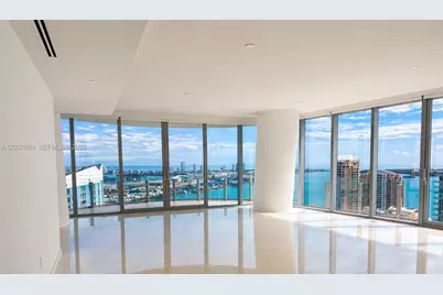 300 Biscayne Boulevard Way #4201E, Miami, FL 33131 - Photo 7