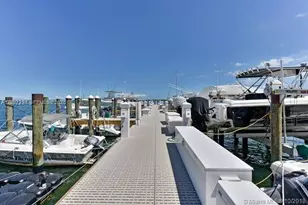 1901 Brickell Ave, Miami, FL 33129 - Photo 15