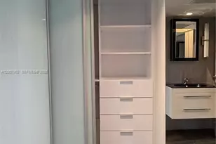 5255 Collins Ave, Miami Beach, FL 33140 - Photo 29