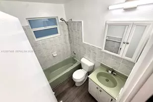 1945 NW 29th St, Miami, FL 33142 - Photo 33
