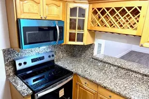 1945 NW 29th St, Miami, FL 33142 - Photo 13