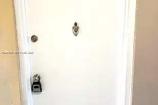 1945 NW 29th St, Miami, FL 33142 - Photo 37