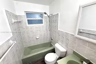1945 NW 29th St, Miami, FL 33142 - Photo 31