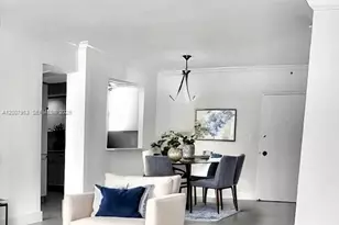 5600 Collins Ave, Miami Beach, FL 33140 - Photo 9