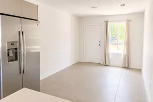 2505 NE 193rd St, Miami, FL 33180 - Photo 9