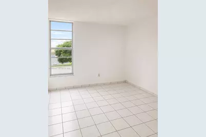 310 Fontainebleau Blvd #406, Miami, FL 33172 - Photo 3