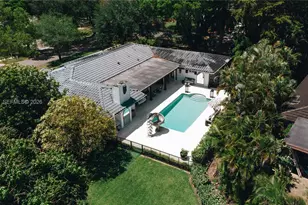 16241 W Troon Cir, Miami Lakes, FL 33014 - Photo 9