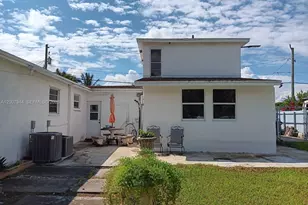 12215 SW 217th St, Miami, FL 33170 - Photo 7