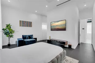 11 Century Ln, Miami Beach, FL 33139 - Photo 7