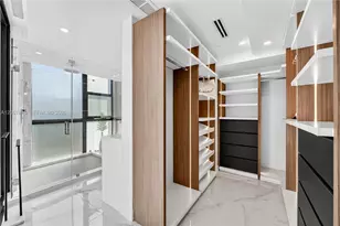 11 Century Ln, Miami Beach, FL 33139 - Photo 17