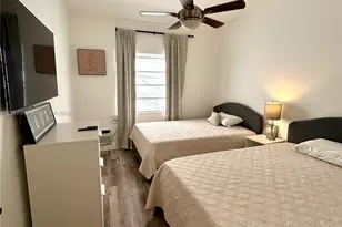 215 30th St, Miami Beach, FL 33140 - Photo 5