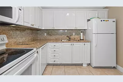 6315 Bay Club Dr #3, Fort Lauderdale, FL 33308 - Photo 9
