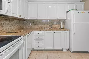 6315 Bay Club Dr, Fort Lauderdale, FL 33308 - Photo 7
