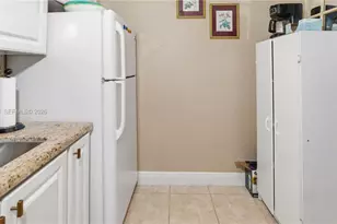 6315 Bay Club Dr, Fort Lauderdale, FL 33308 - Photo 9