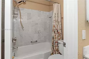 6315 Bay Club Dr, Fort Lauderdale, FL 33308 - Photo 23