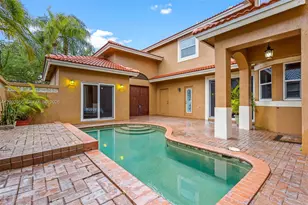 16403 Diamond Head Dr, Weston, FL 33331 - Photo 11