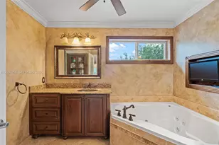 16403 Diamond Head Dr, Weston, FL 33331 - Photo 37
