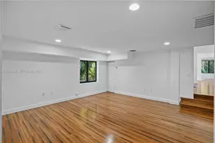 476 NE 119th St, Biscayne Park, FL 33161 - Photo 37