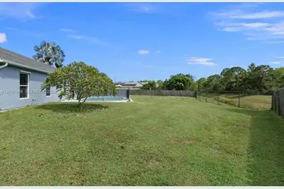 5395 NW South Crisona Cir, Port Saint Lucie, FL 34986 - Photo 23