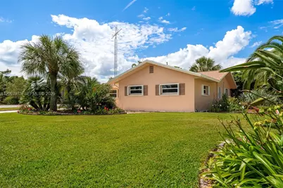 256 Cumquat Rd NW, Lake Placid, FL 33852 - Photo 3