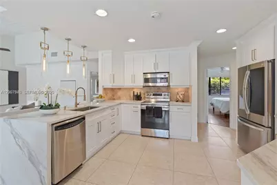 2900 NW 25th Way, Boca Raton, FL 33434 - Photo 11