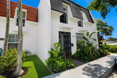 13501 NE 23rd Ct, North Miami, FL 33181 - Photo 19