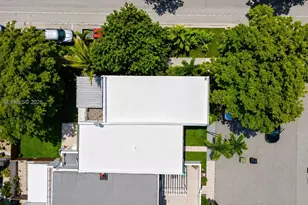 13501 NE 23rd Ct, North Miami, FL 33181 - Photo 3