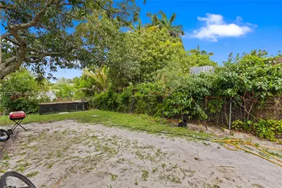 10920 NW 12th Ct, Miami, FL 33167 - Photo 7