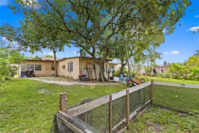 10920 NW 12th Ct, Miami, FL 33167 - Photo 9