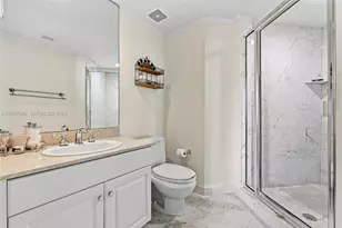 3370 Hidden Bay Dr, Aventura, FL 33180 - Photo 23