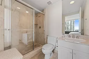 3370 Hidden Bay Dr, Aventura, FL 33180 - Photo 51