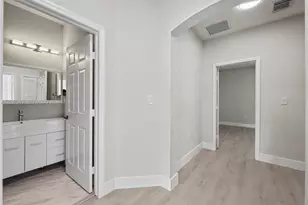 7876 NW 109th Path, Doral, FL 33178 - Photo 49